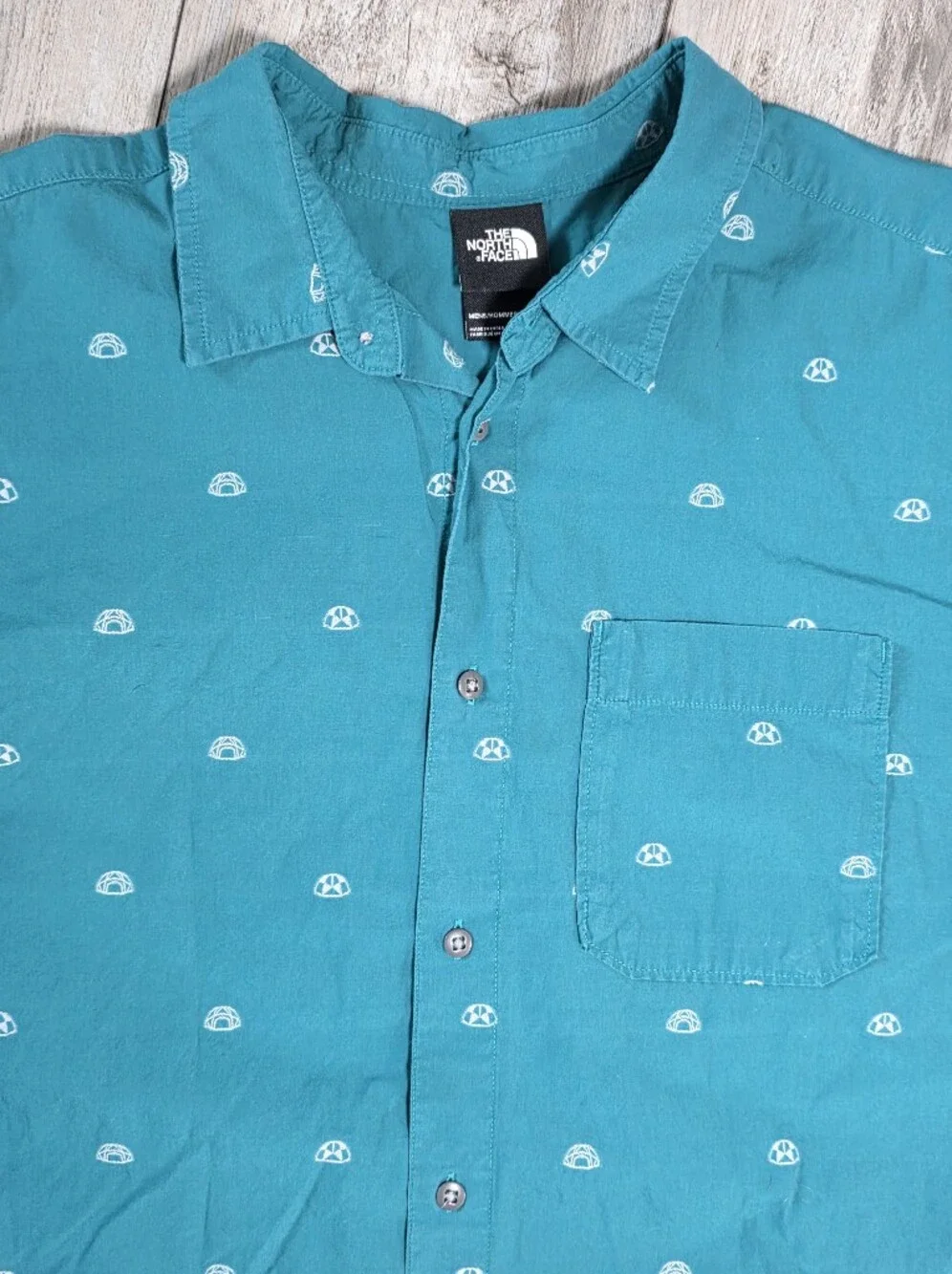The North Facr Men's Baytrail Mini Tents AOP SS Button-down Shirt Sz XL